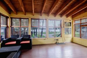 Spacious 3-Bedroom Main House in Bobcaygeon #12