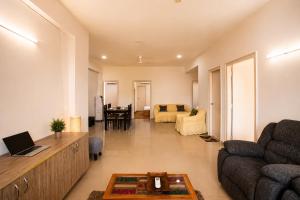 Aravalli by Red Olive4BHK30min AirportCybercity
