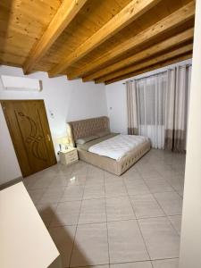 Skyline Villa Boge