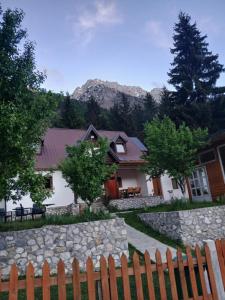 Bujtina Albjoni