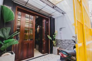 The Poet Suite