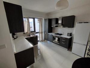 Sliema - Tigne - Modern Cozy Near Sea Front 3 bedroom Apt