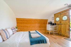1 Bed in Bude oc-s34850