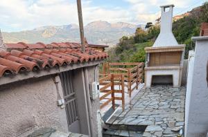 Georgoulis Home