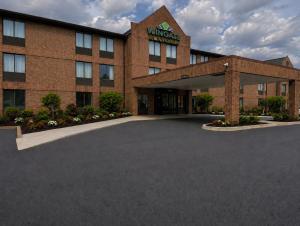 Wingate by Wyndham Livonia