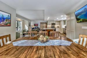 Peoples Choice at Heavenly - Pets Hot Tub Remodeled