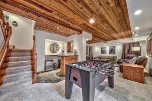 Peoples Choice at Heavenly - Pets Hot Tub Remodeled