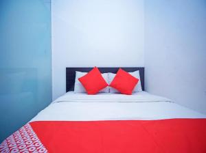 7 Hotel