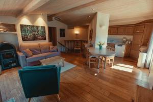 Appartement 71m2 près de Megève, à 200m télécabine la Princesse, local à ski, 2 chambres, parking couvert