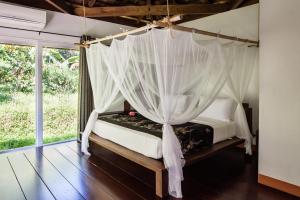 Koyao Bay Pavilions - Beach Resort and Pool Villas