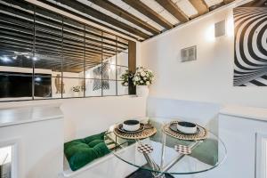 Converted Cinema roomstudio apartment