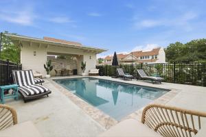 Coastal 1BR with Pool - Near Beach