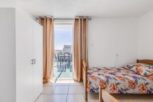 Apartments Villa Mavi Novalja Center
