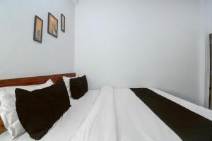 Hotel O Golden Eagle