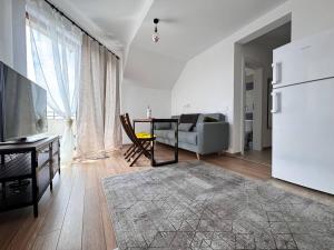 Apartment with terrace & Mountain View in Tractorul