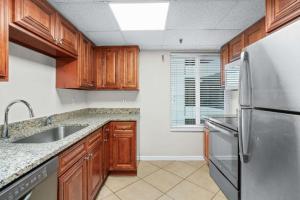 Tropic Sun Towers - 2 Bedroom