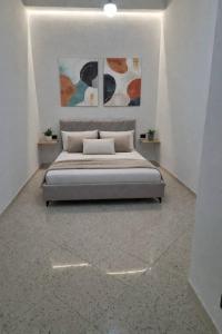 EmyFrancesco House