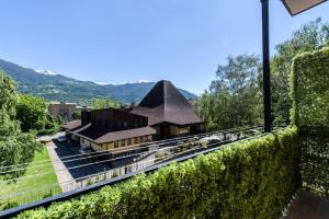 Alpine Green Home
