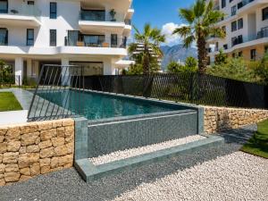 Allonbay Mediterranean Apartments by NRAS