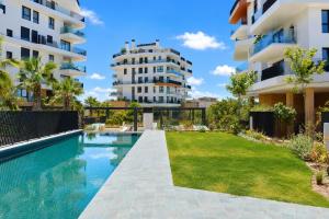 Allonbay Mediterranean Apartments by NRAS