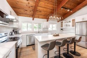 Luxury 5Villa. Sleeps 12+. Family & Group Ready