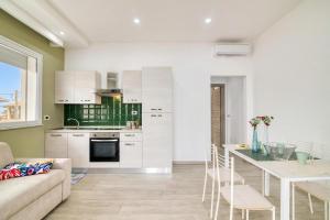 Corallo House 200m From The Sea - Happy Rentals
