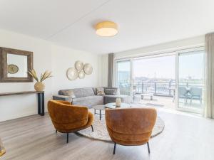 Marina Stay with Dual Terraces