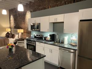 Downtown Suite with Balcony