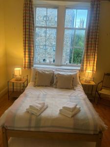 Charming Old Schoolhouse Apartment in Dean Village