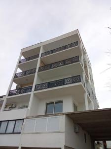 Maki lux 1