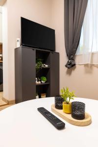 1BD Modern Retreat in a Peaceful Area
