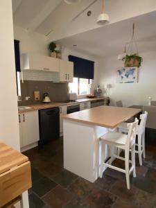 Preston Beach tranquil holiday home