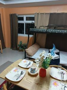 Your Amazing and Comfortable Home Near town Unit 2