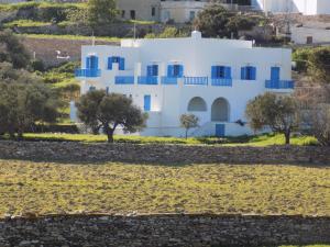 Captain's Home ART Sifnos Greece