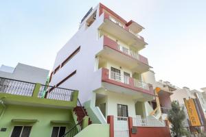 Hotel O Saavi International