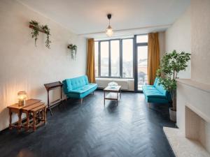 Grand Central 2BR Apartment