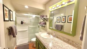 Holualoa Gardens 203