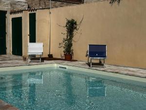 Apartment with pool in Pesaro