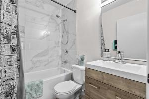 New York New York Suite - DT YYC 2BR Getaway