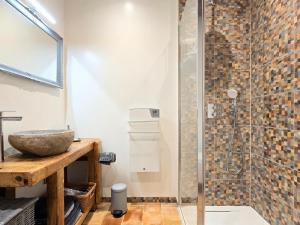 Gîte rustique avec parking sécurisé - 4 pers. - FR-1-527-118