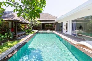 Villa Jago - Spacious Luxury 3BR Villa in Seminyak