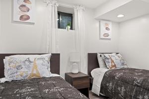 2BR Garden Suite in Lakeview Walk to Wrigley