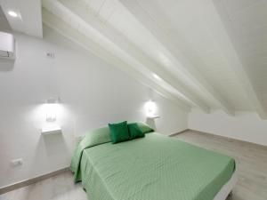 Attic studio, with air conditioning