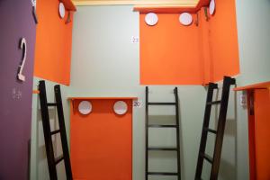 Bestow Capsule Hostel
