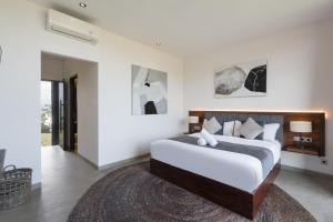 Villa Paradoxe by BaliSuperHost