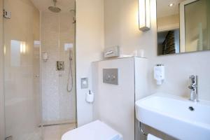 Hotels Waldorf Montparnasse : photos des chambres