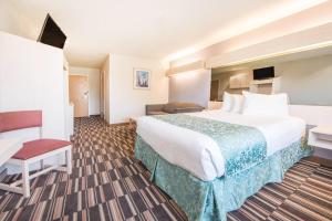 Microtel Inn & Suites Claremore Route 66
