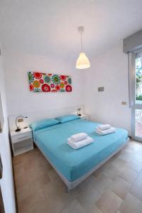 Three room apartment near the beach and the center