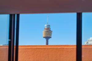 Modern 2BR Apt with Parking Walk to ICC & CBD & Darling Harbour & Chinatown