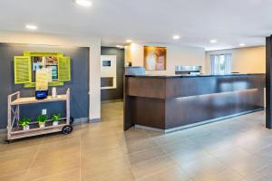 Comfort Inn East